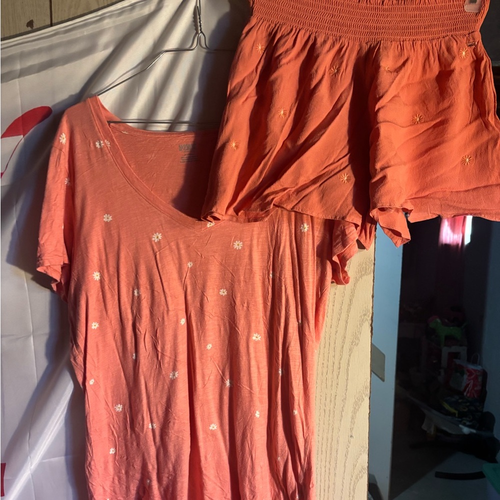 VS PINK SHIRT & SHORTS SET